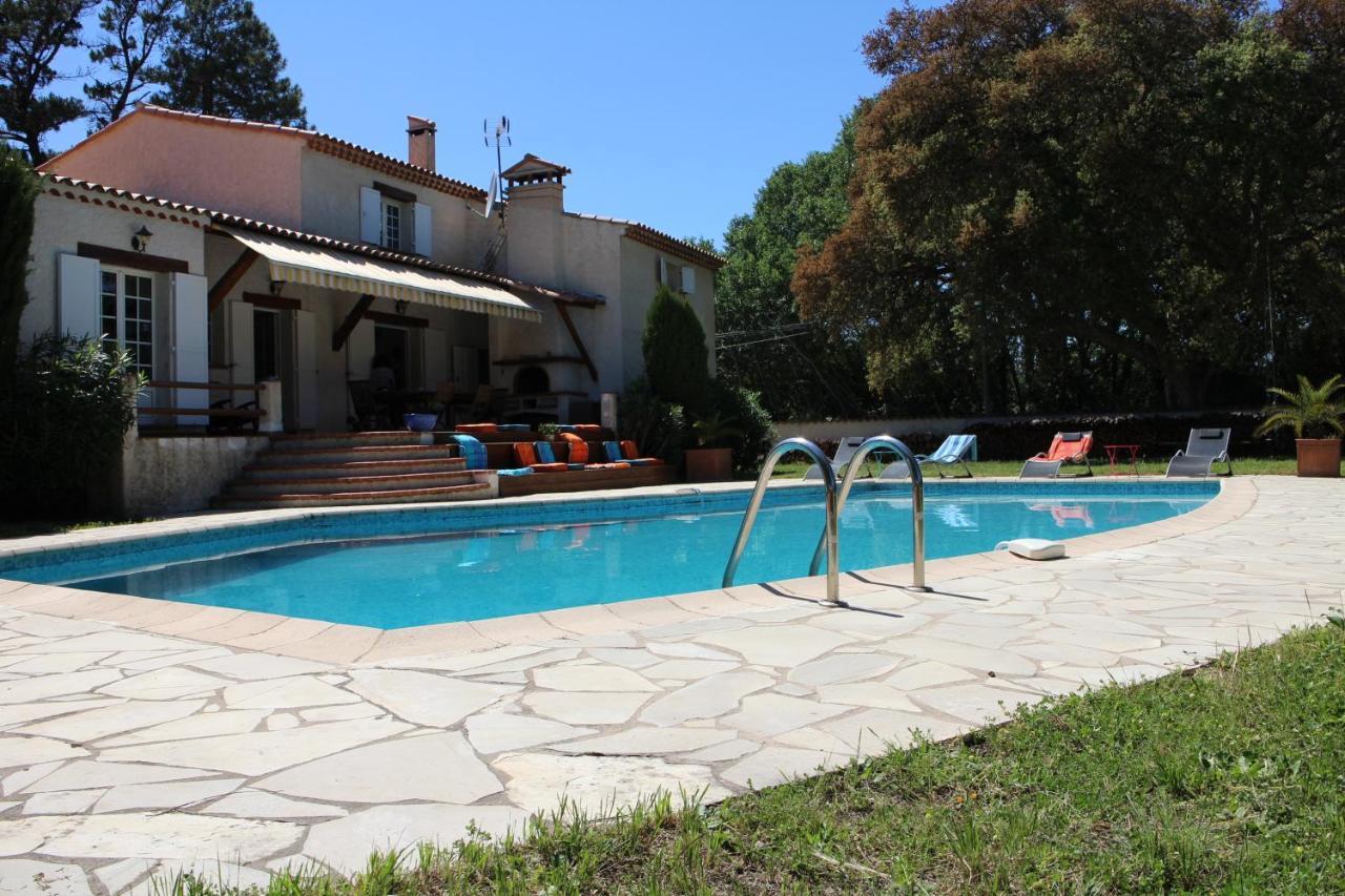 Le Chene Et L'Eau Bed & Breakfast Рокбрюн-сюр-Аржан Екстериор снимка